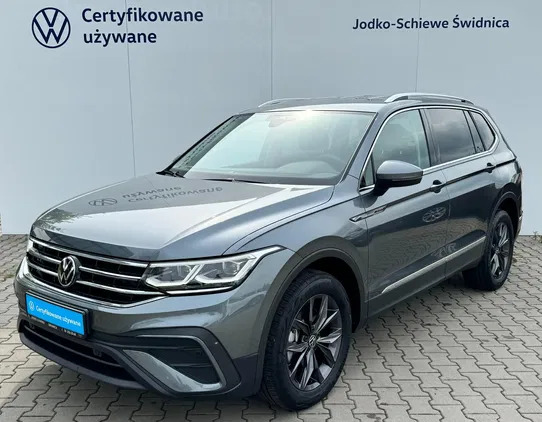 Volkswagen Tiguan Allspace cena 194900 przebieg: 56, rok produkcji 2023 z Wieluń małe 529